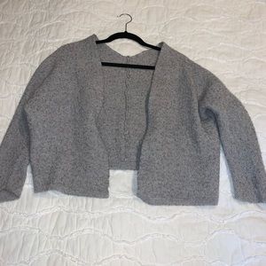 Crop grey sweater